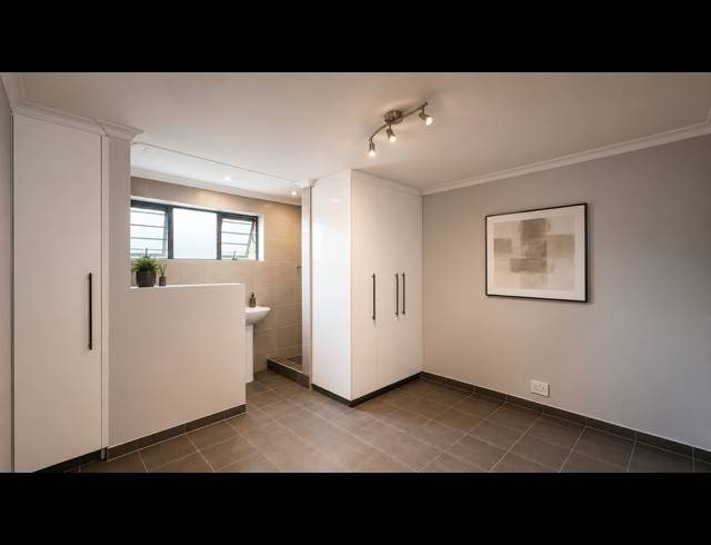 4 BEDROOM FREESTANDING FOR SALE IN MORNINGSIDE